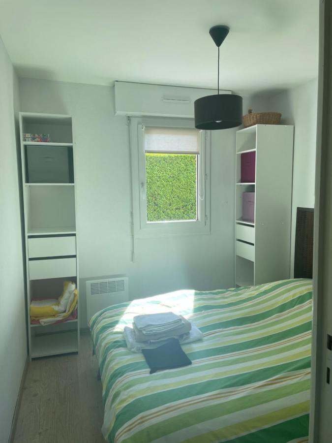 appartement proche mer avec jardin ensoleillé Houlgate Buitenkant foto