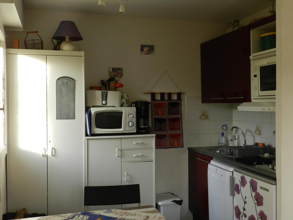 appartement proche mer avec jardin ensoleillé Houlgate Buitenkant foto