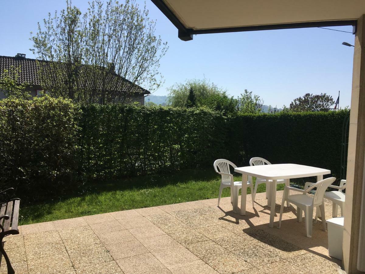 appartement proche mer avec jardin ensoleillé Houlgate Buitenkant foto